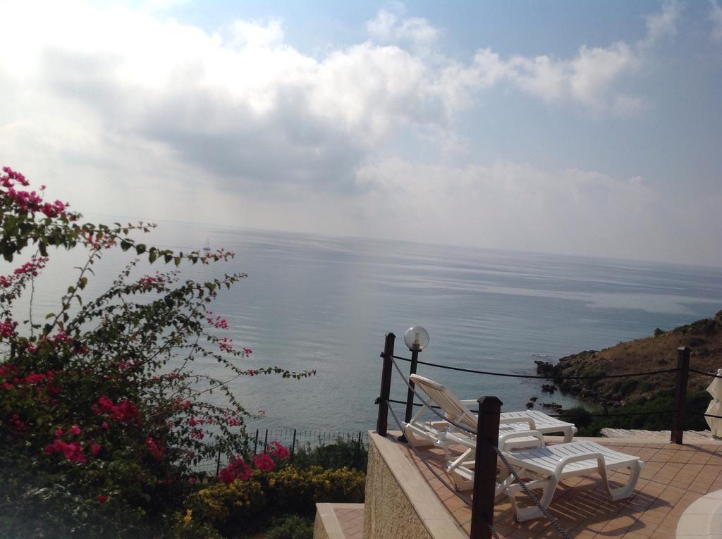 Casa Elvira Bed & Breakfast Isola Di Capo Rizzuto ภายนอก รูปภาพ